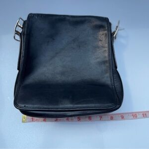 Coach Vintage Messenger Bag Black Leather Signature Lining Style 9335 (No Strap)